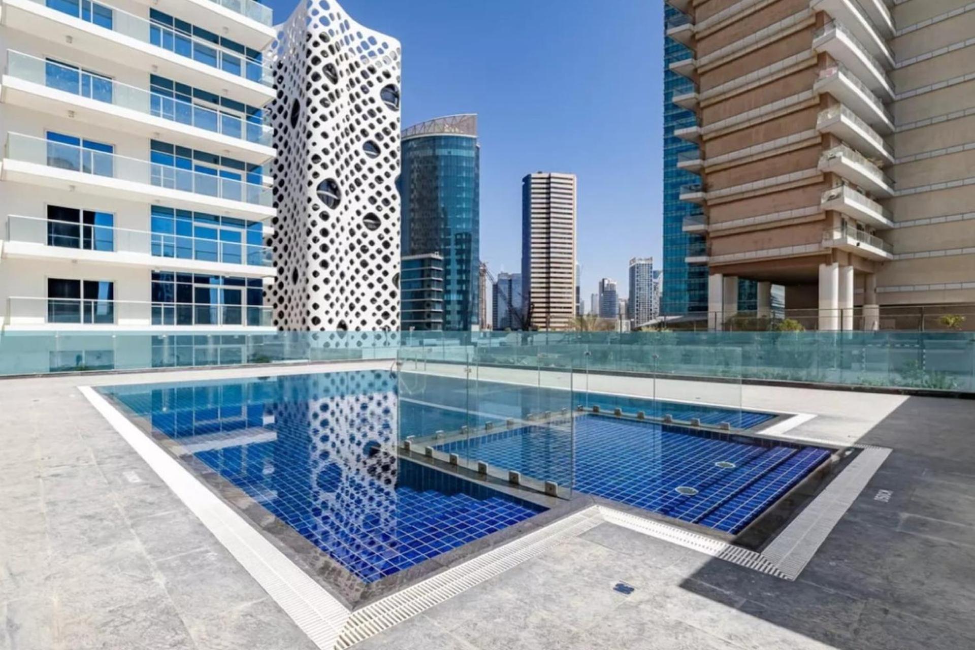 Spacious I Skyline View I Sleeps 3 Apartment Dubai