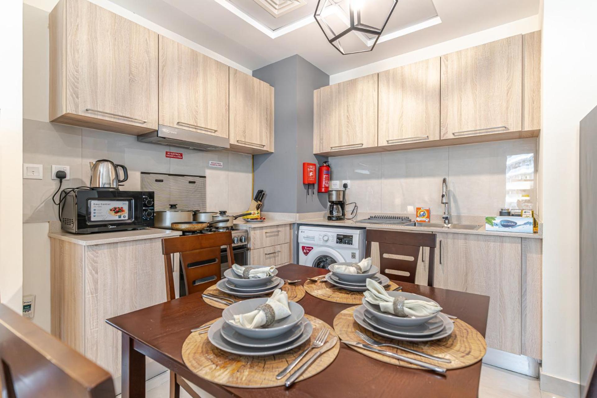 Spacious I Skyline View I Sleeps 3 * Dubai
